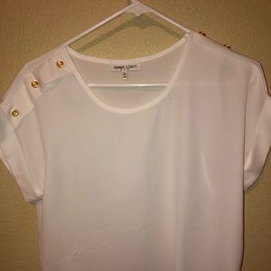 Women’s business casual top
